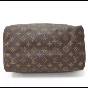 A beautiful antique speedy 30